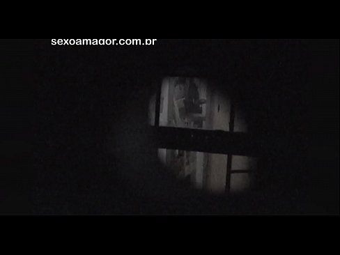 ❤️ Бландзінка таемна здымаецца на відэа з суседскага вуаерыста, схаванага за пустымі цэгламі ❌ Чортнае відэа на be.quizfarmature.ru